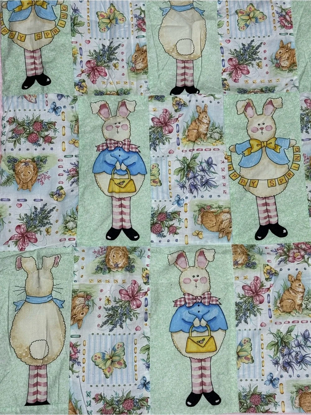 Vintage 1990s Beatrix Potter Peter Rabbit Spring Baby Blanket Quilt 42” x 31.5”